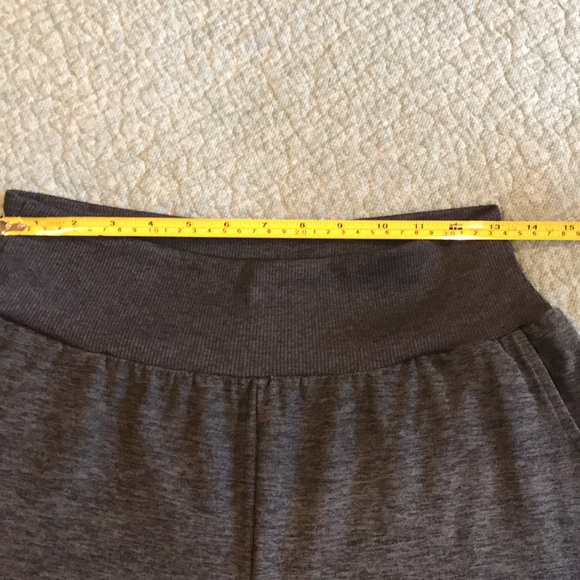 Forever 21 Heather Grey Joggers Stretch Waist Ankle Cuffs Side Pockets Sz Lg - Picture 9 of 13